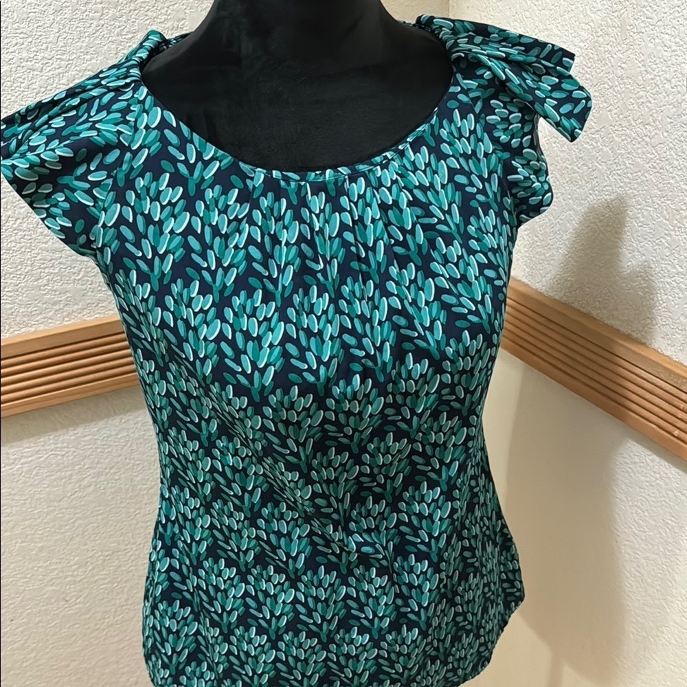 Banana Republic Size S Teal Leaf Print Women's Top!! - Picture 3 of 9